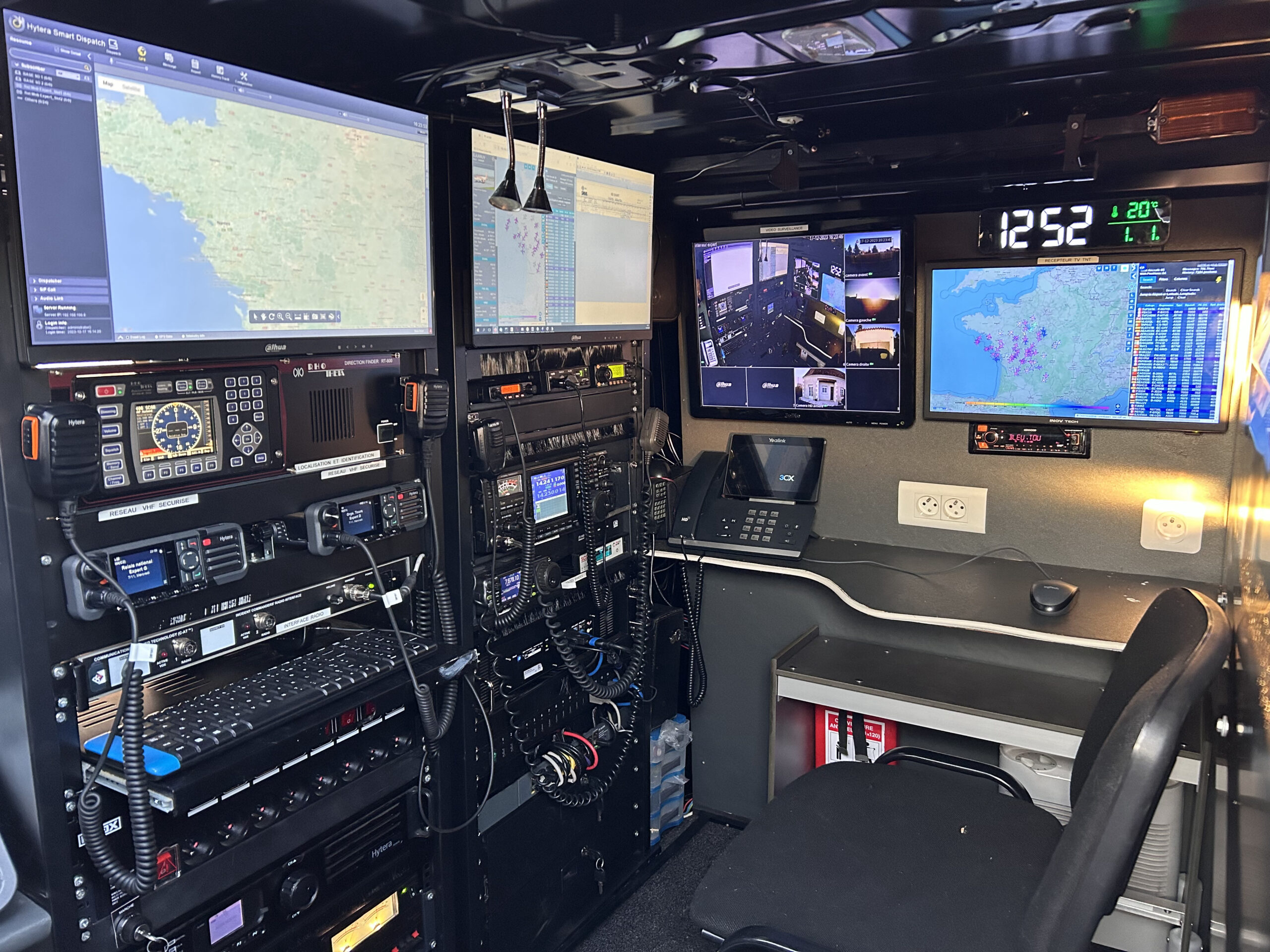 Véhicule multifonctions Strategic Telecom